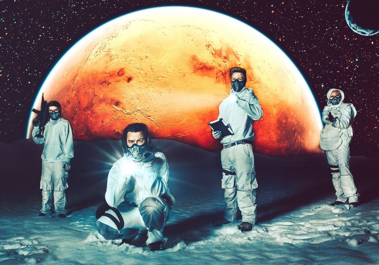 REVIEW: STOP DROP ROBOT releases new single, Cradle